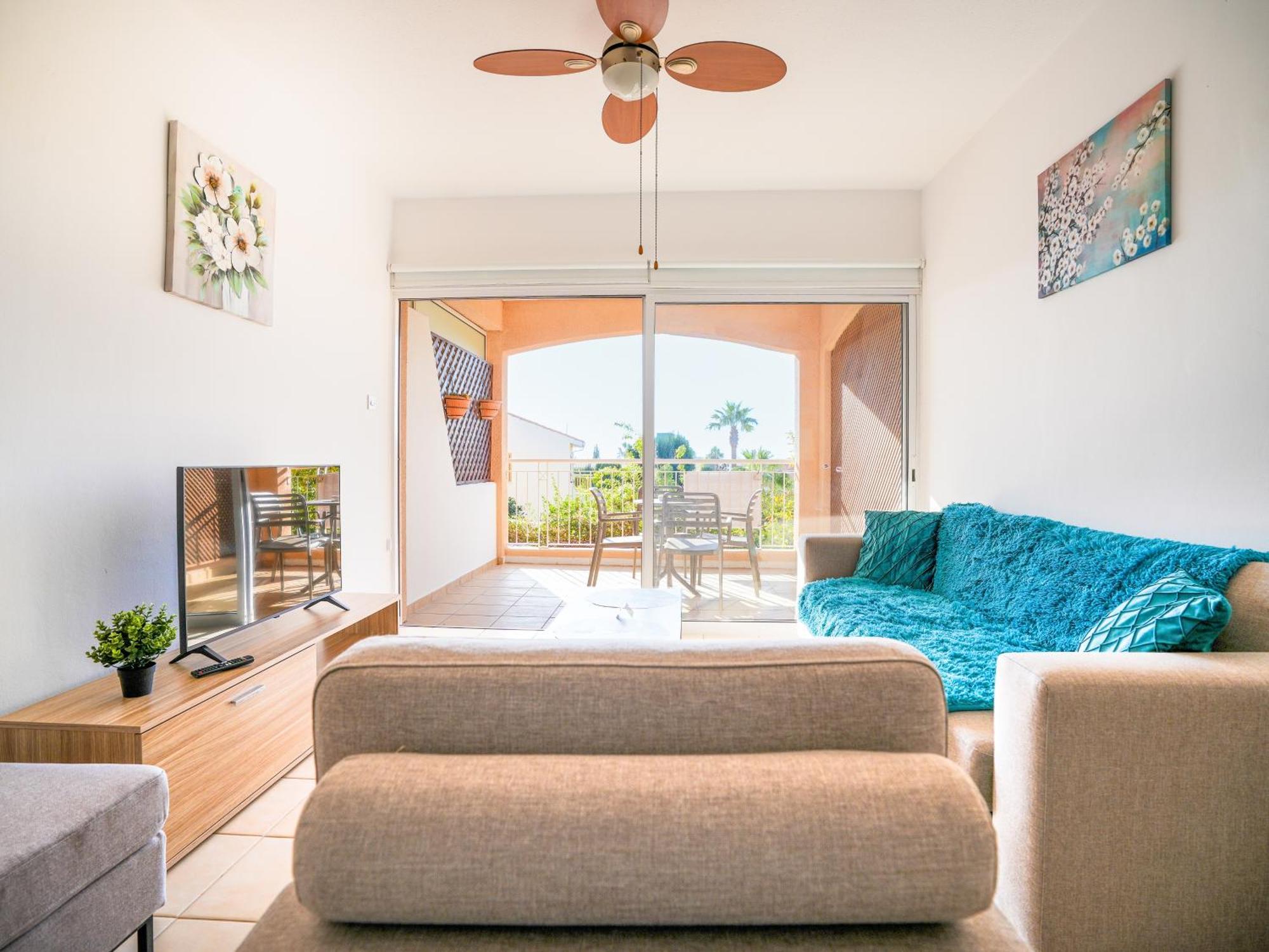 Resitour - Regina Gardens Daire Pafos Dış mekan fotoğraf